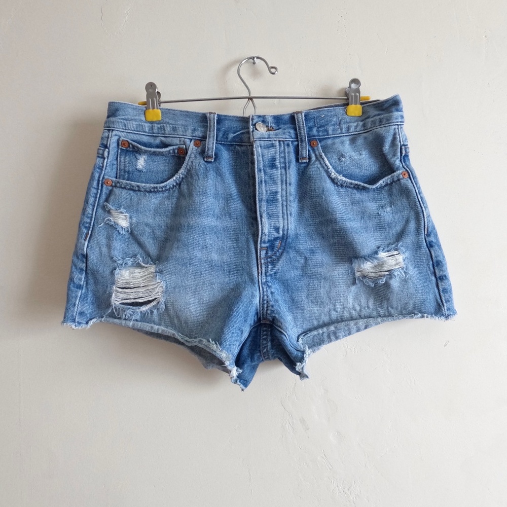 Madewell Relaxed Denim Shorts in Homecrest Wash: Ripped Edition Sz 27‎
